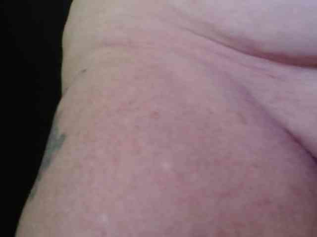 Modelo: April_XO
