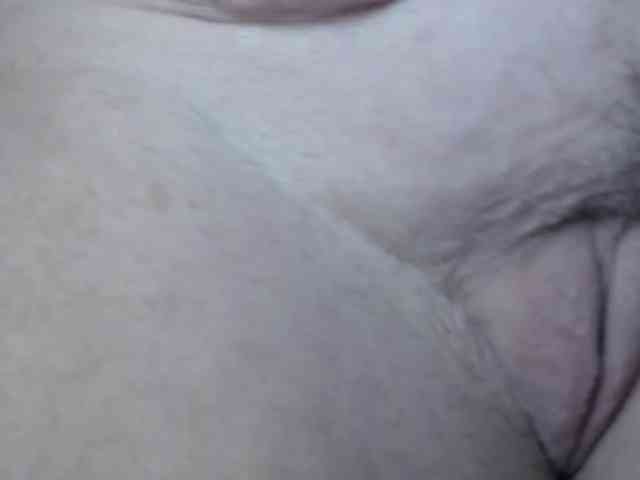 April_XO webcam