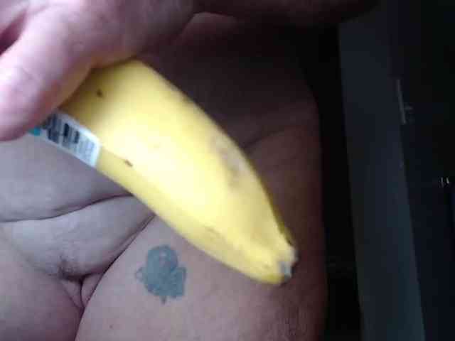 April_XO webcam