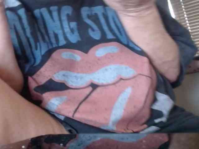 Modelo: April_XO