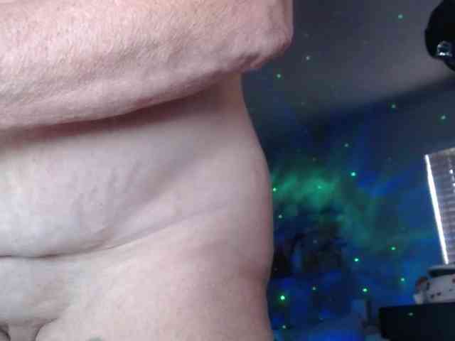 April_XO webcam