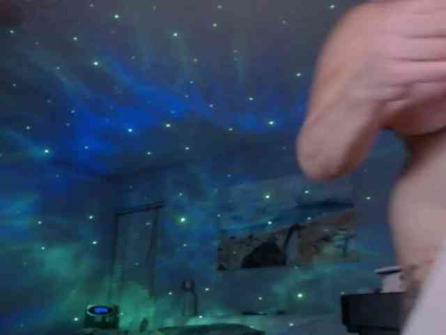 April_XO webcam