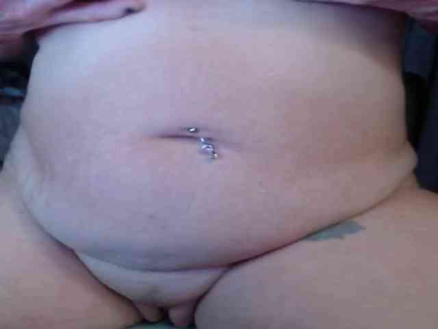 April_XO webcam