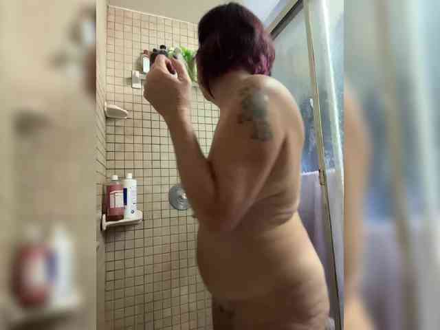Modelo: April_XO