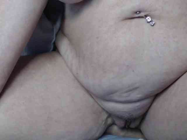 Modelo: April_XO