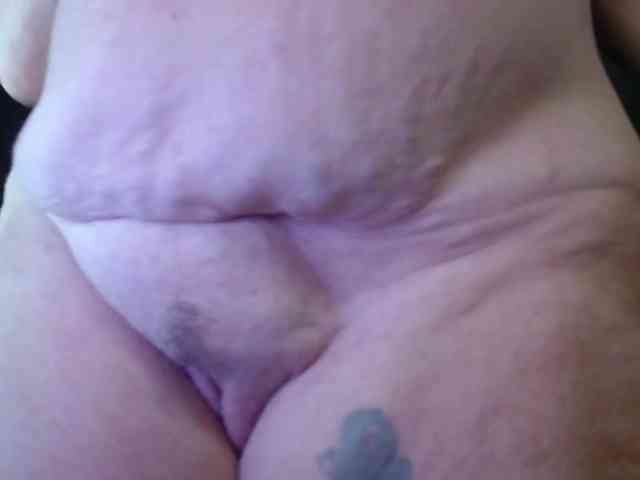 April_XO webcam