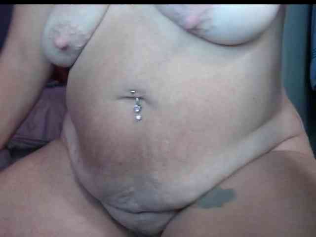 April_XO webcam