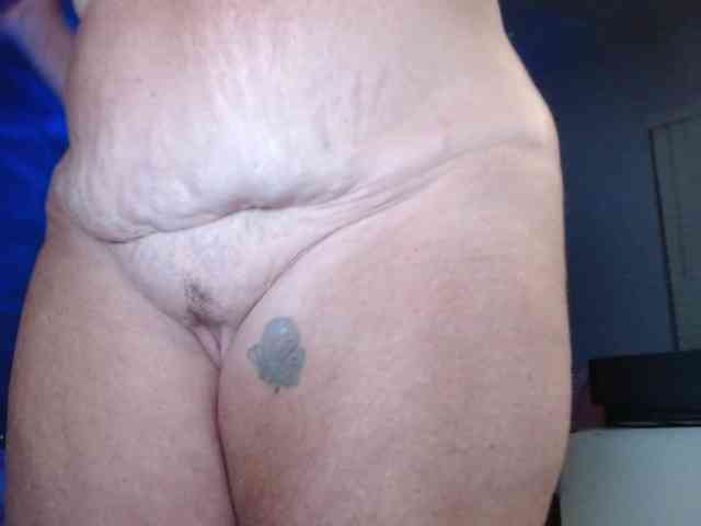 Modelo: April_XO