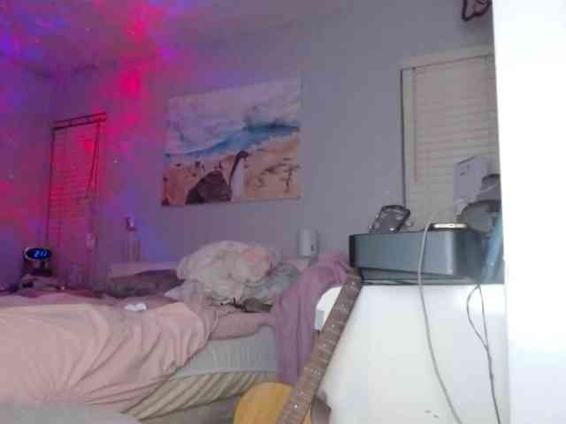 April_XO webcam