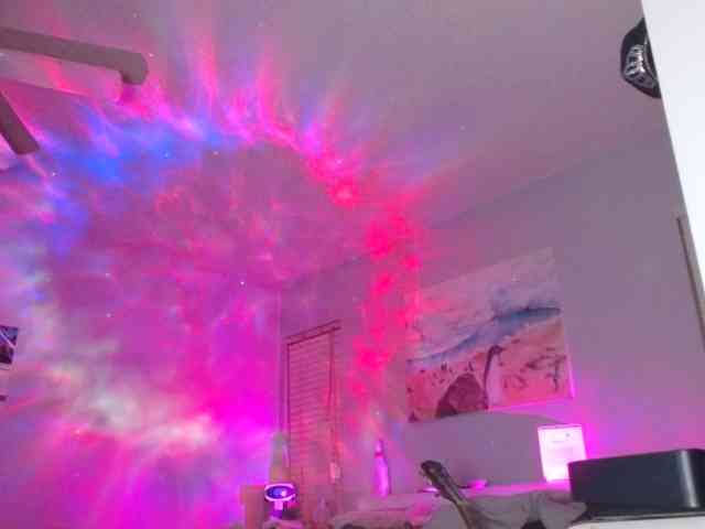 April_XO webcam