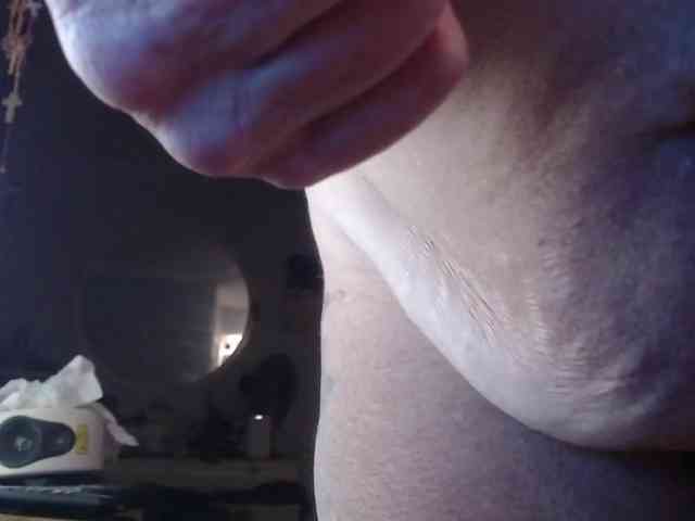 April_XO webcam