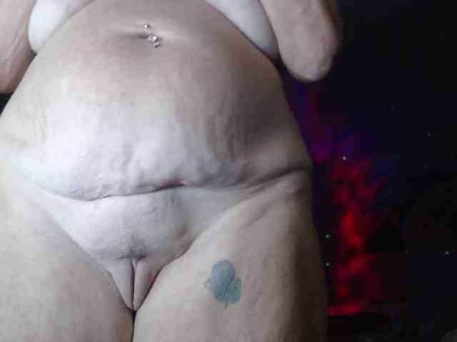 Modelo: April_XO