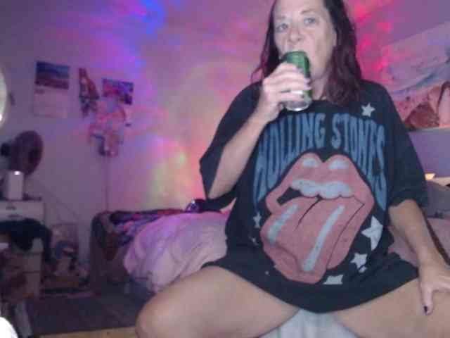 April_XO webcam