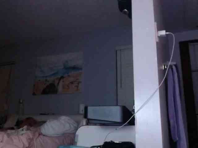 April_XO webcam