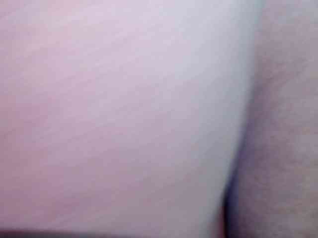 April_XO webcam