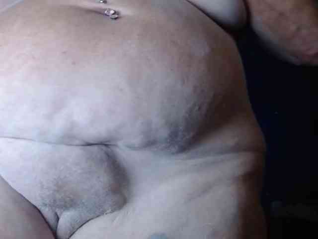 Modelo: April_XO