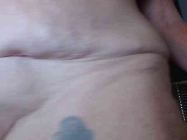 Modelo: April_XO