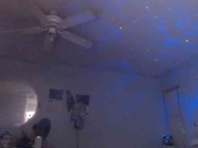 April_XO webcam
