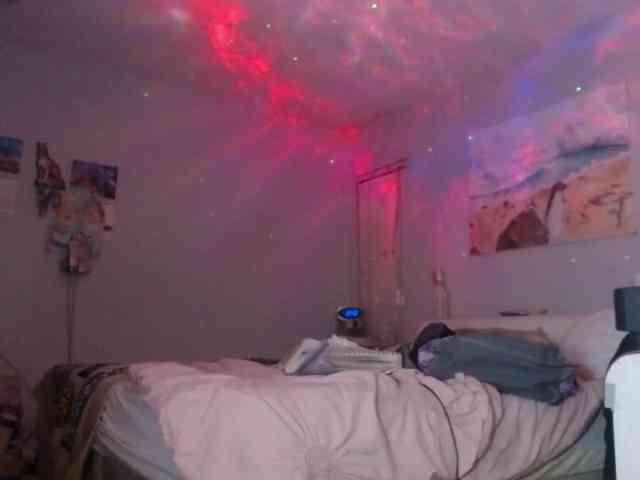 April_XO webcam