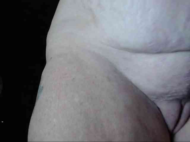 Modelo: April_XO