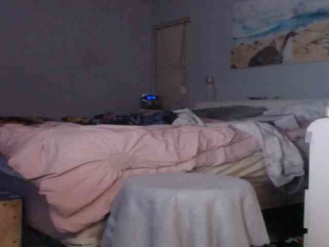 April_XO webcam