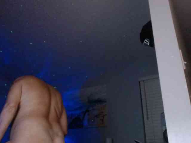 April_XO webcam