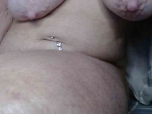 April_XO webcam