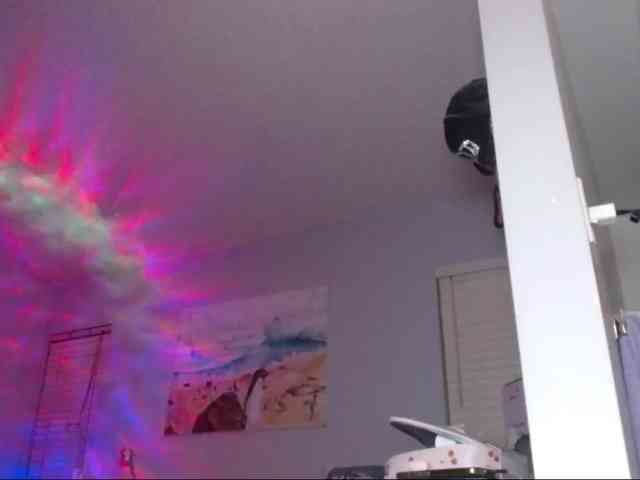 April_XO webcam