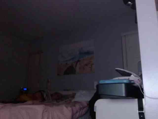 April_XO webcam