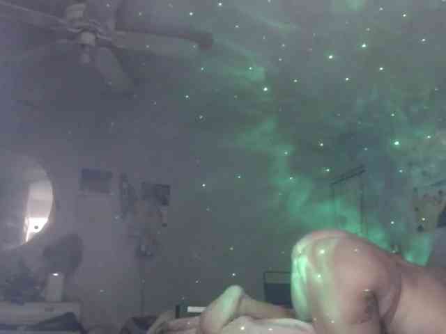 April_XO webcam