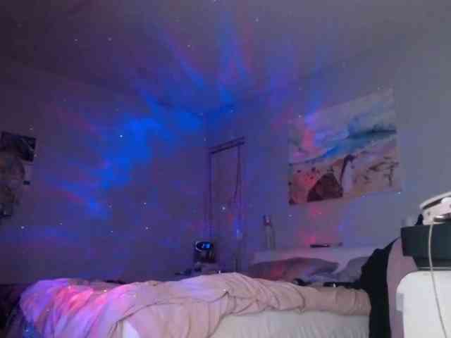 April_XO webcam
