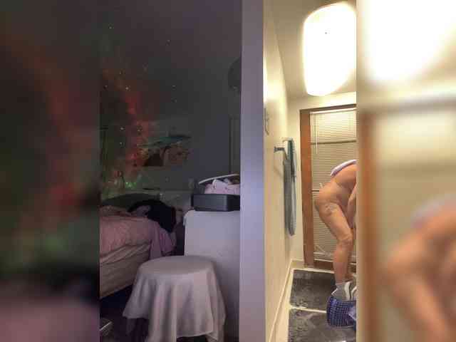 April_XO webcam