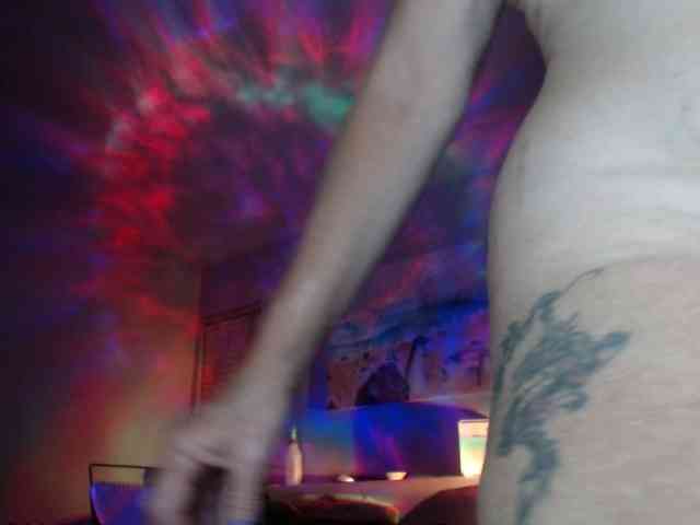 April_XO webcam