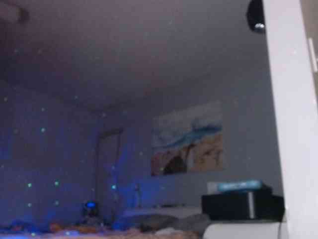 April_XO webcam