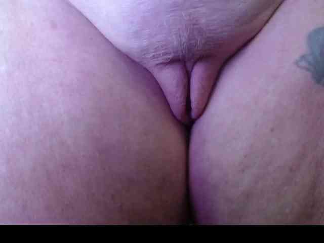 Modelo: April_XO
