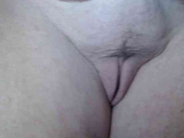 April_XO webcam