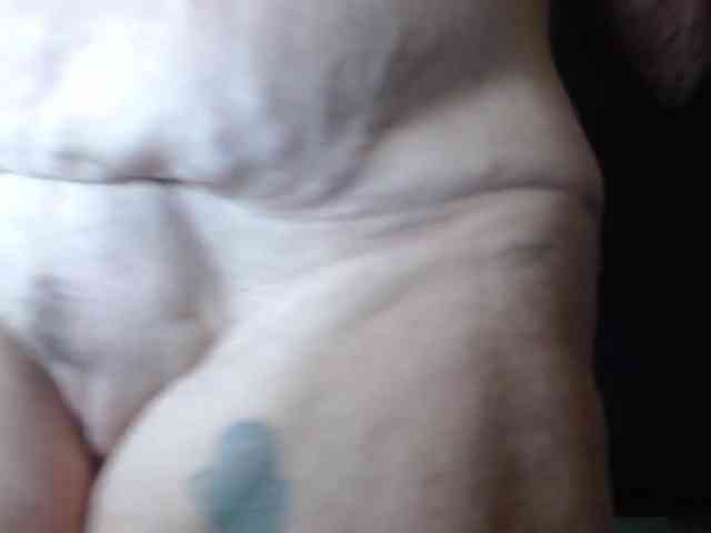 April_XO webcam