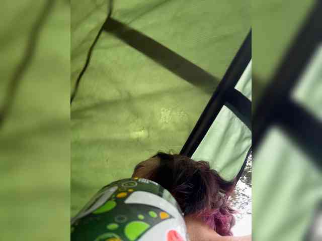 Modelo: April_XO