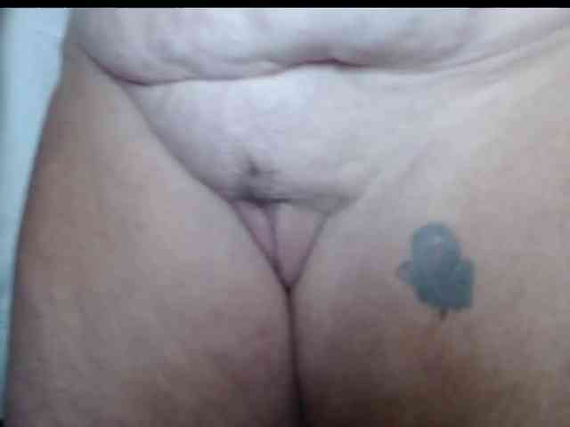 Modelo: April_XO