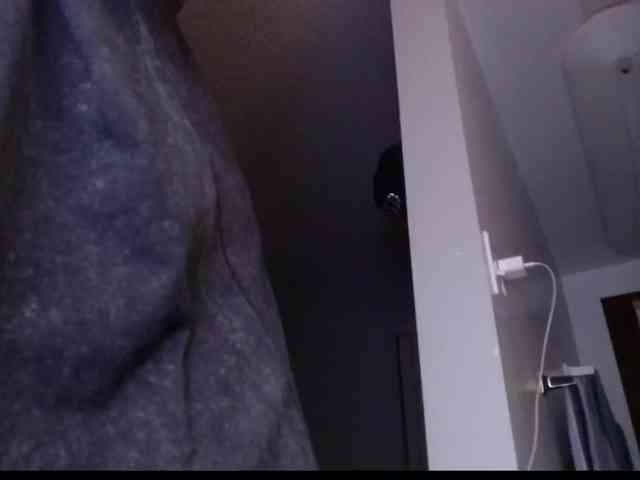 April_XO webcam