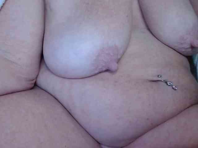 Sweetnissapri live female cam on bongacams