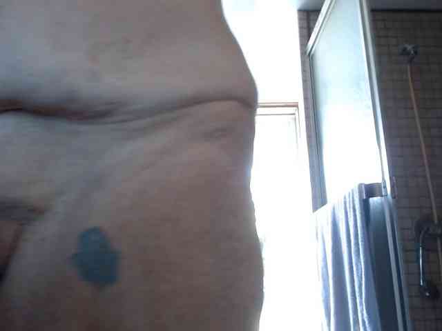 Modelo: April_XO