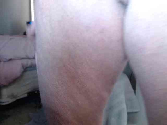 April_XO webcam