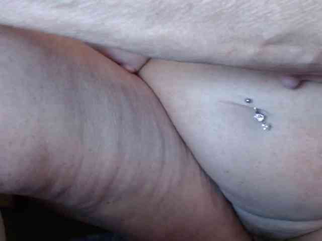 Modelo: April_XO