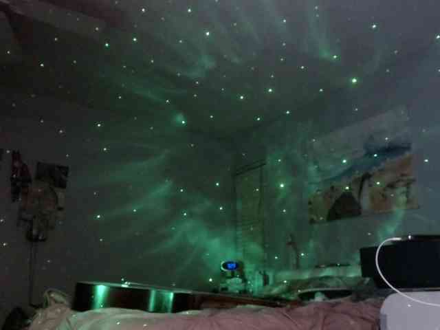 April_XO webcam
