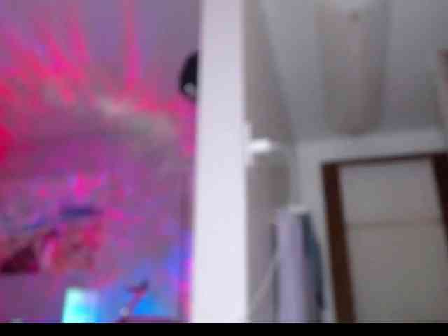 April_XO webcam