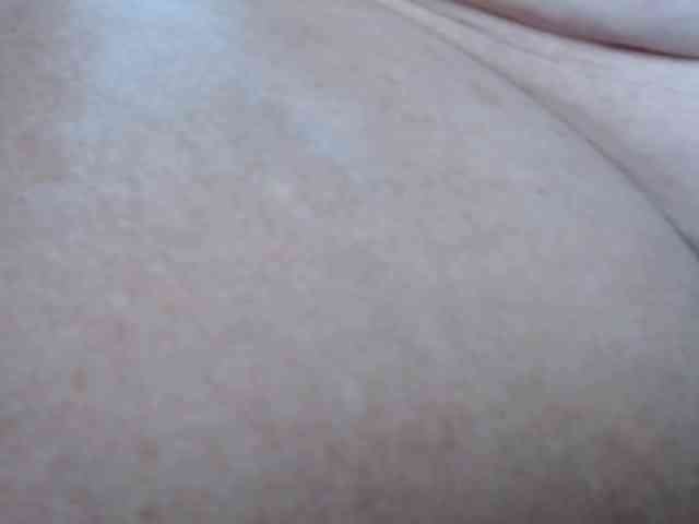 April_XO webcam