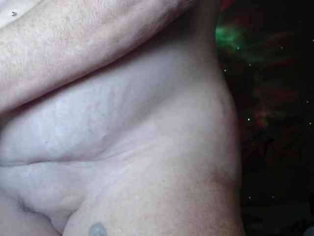 April_XO webcam