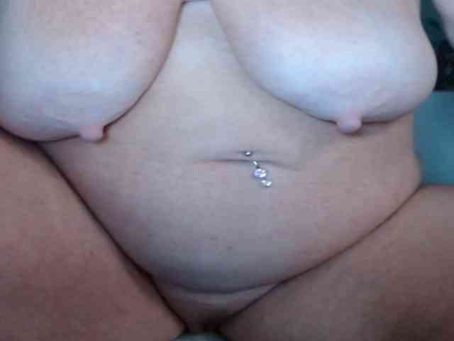 Modelo: April_XO