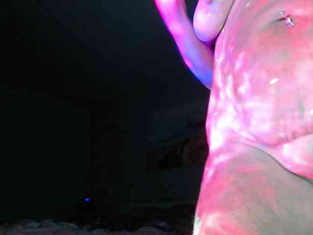 Modelo: April_XO